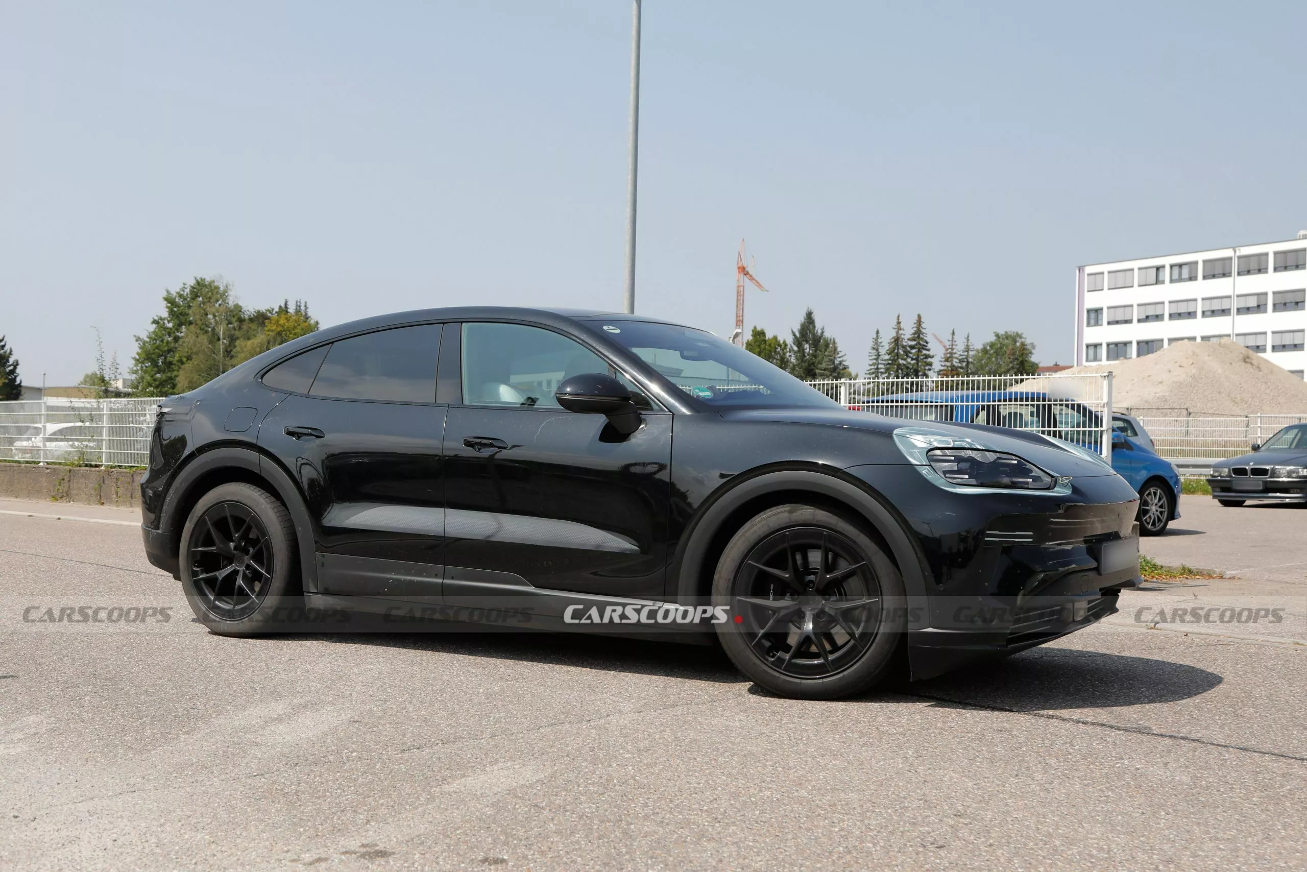 cayenne-ev-coupe-carscoops2.webp